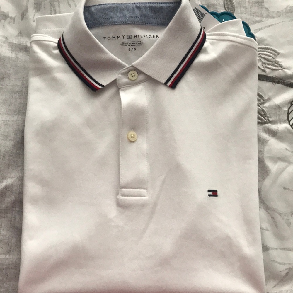 Tommy Hilfiger Classic White Polo with Navy Accents